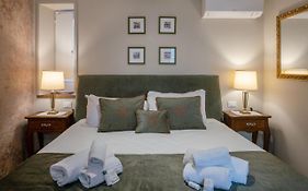 Charming Stay In Roma - Luxury Holiday Apartment